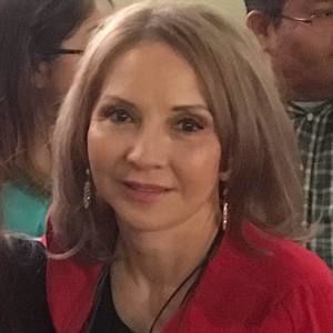 Meet your Posher, Perla